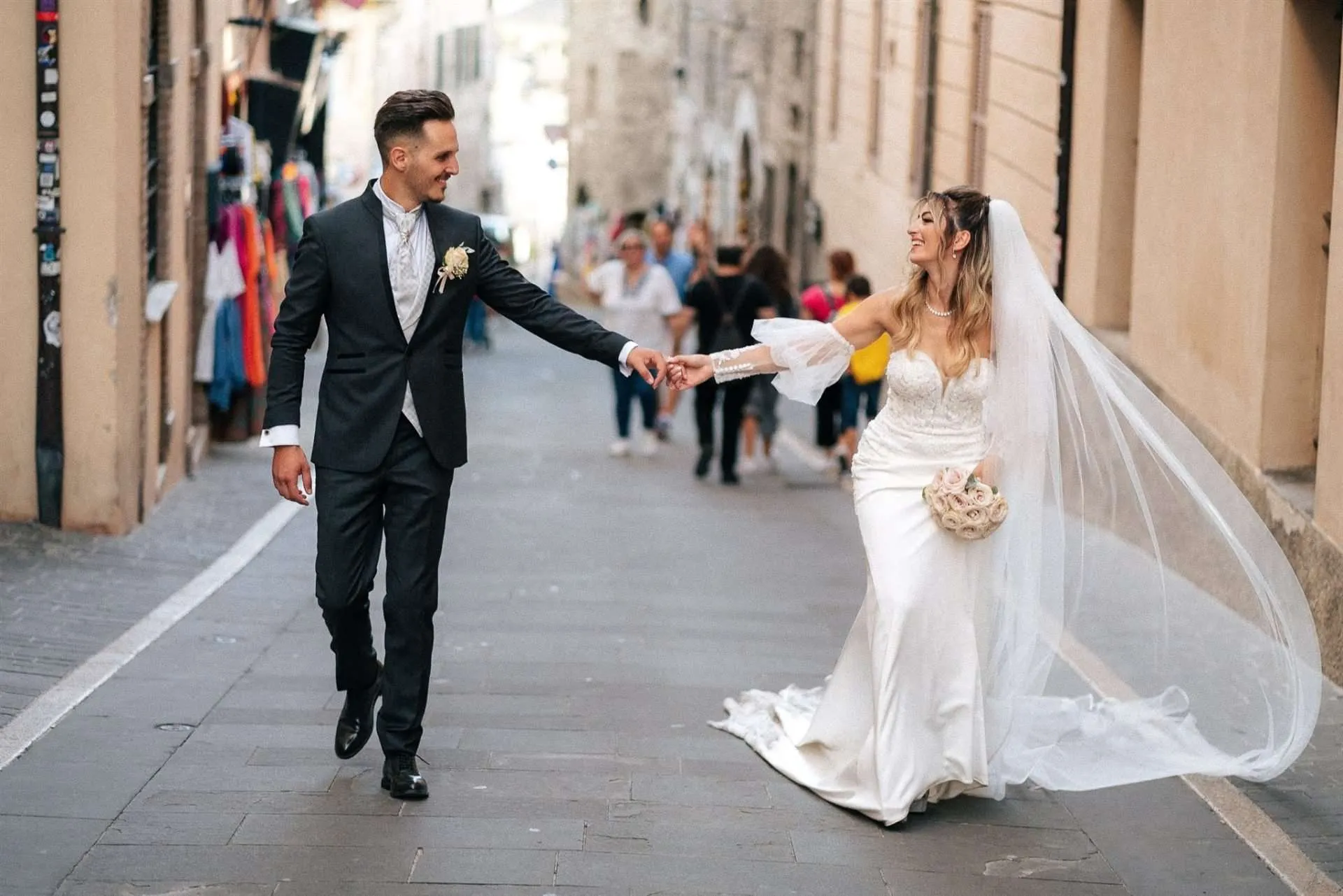 Wedding Photography:<br>The 5 Most Popular Styles<br>and How to Find the One That Truly Fits You